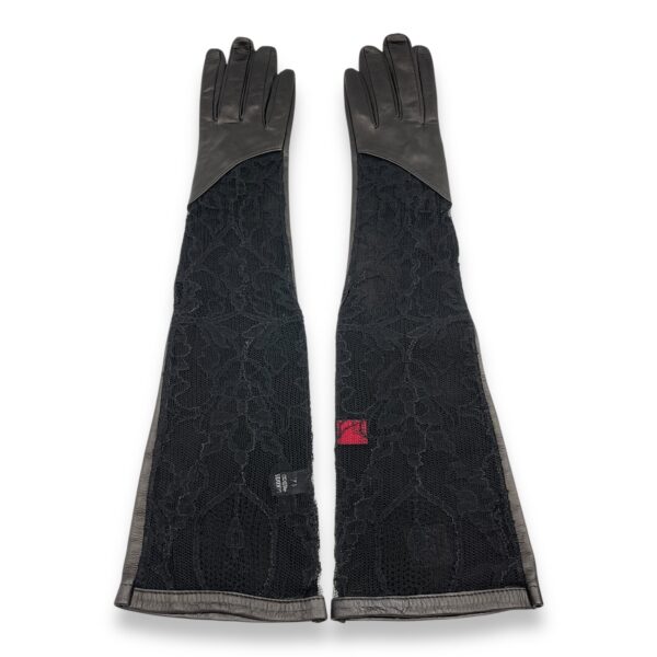 Leather and Lace 7.5 Black Gloves in Lambskin - Image 3