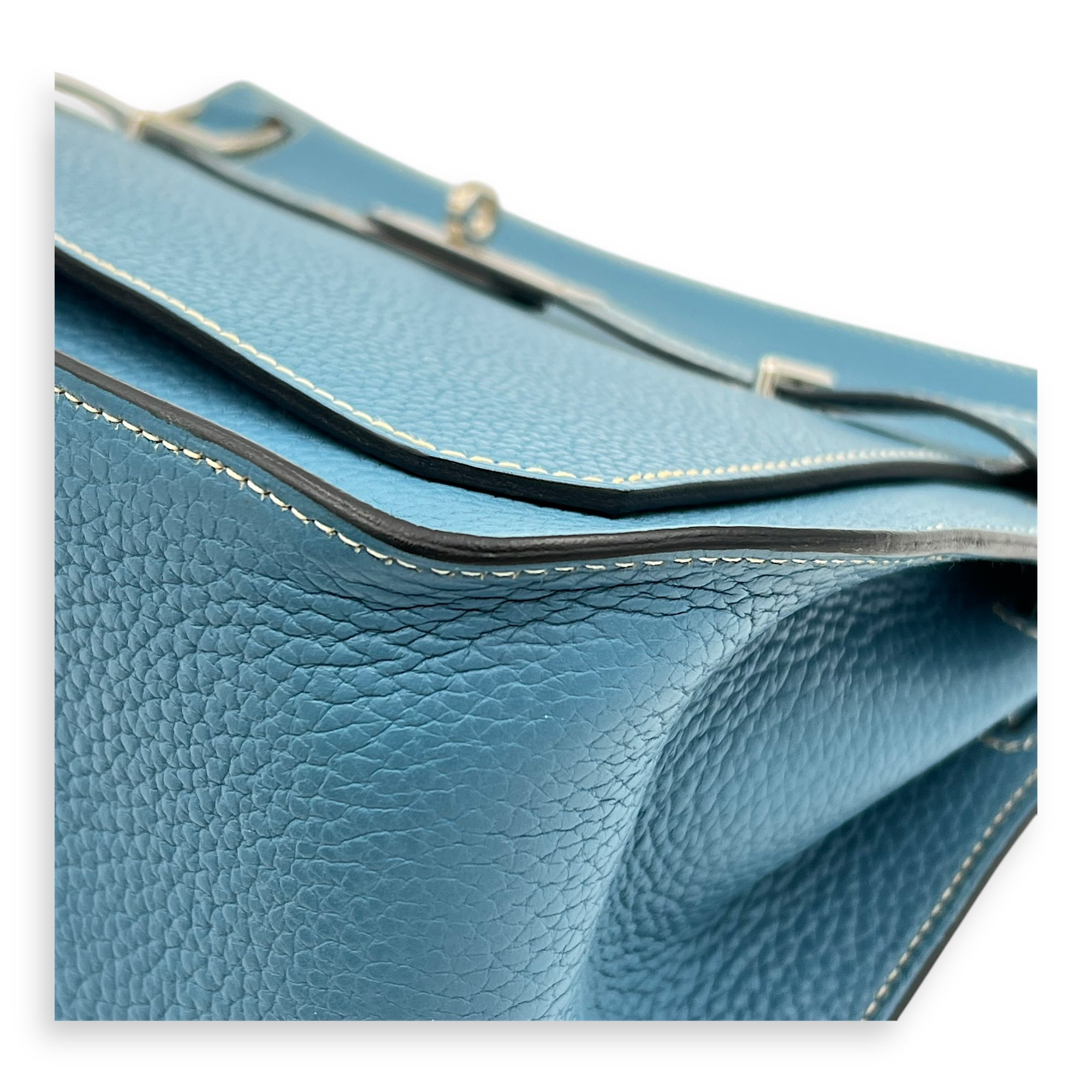 Jypsiere 28 Blue Shoulder Bag in Clemence, Palladium hardware - Image 8
