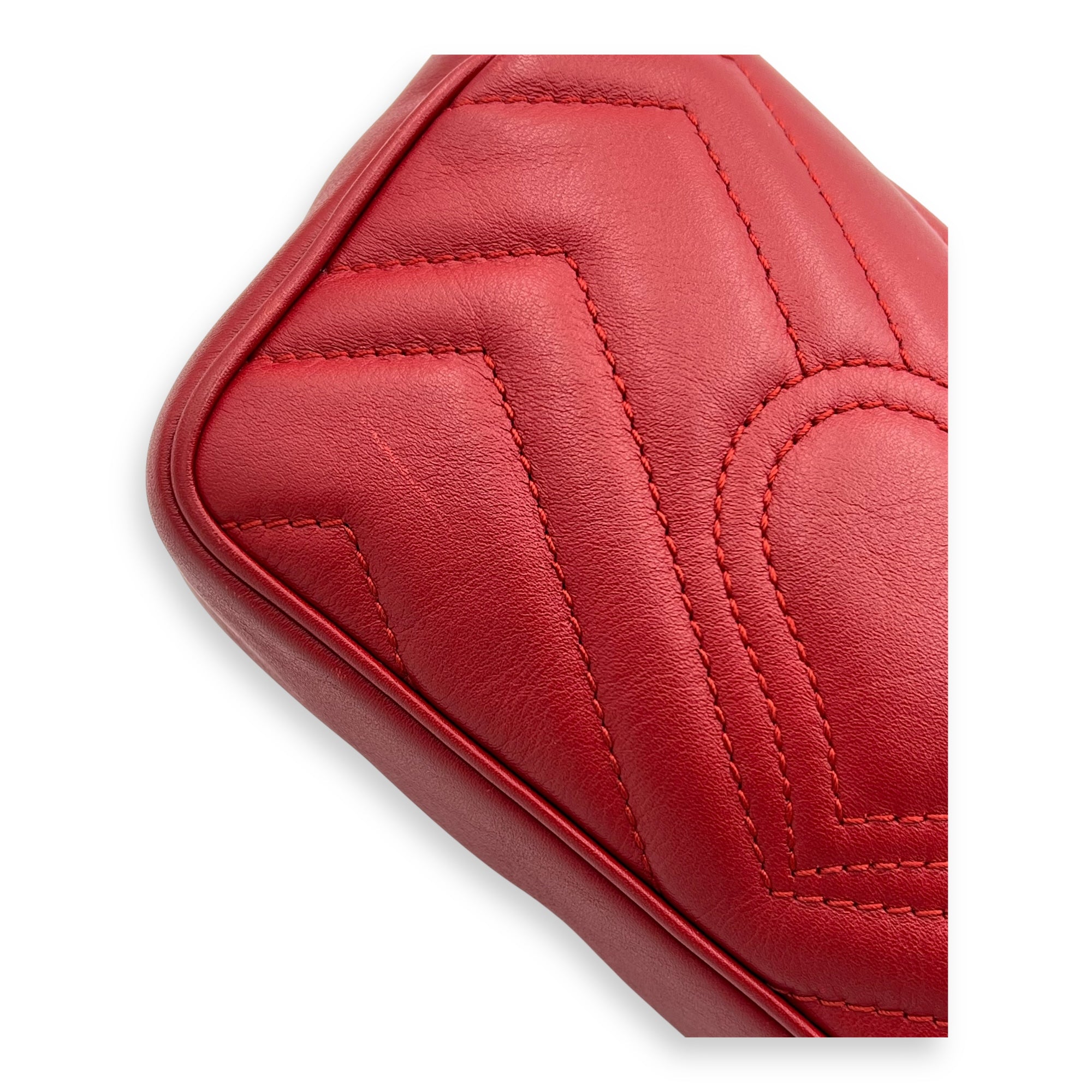 GG Marmont Super Mini Red Shoulder Bag in Calfskin, Gold hardware - Image 7