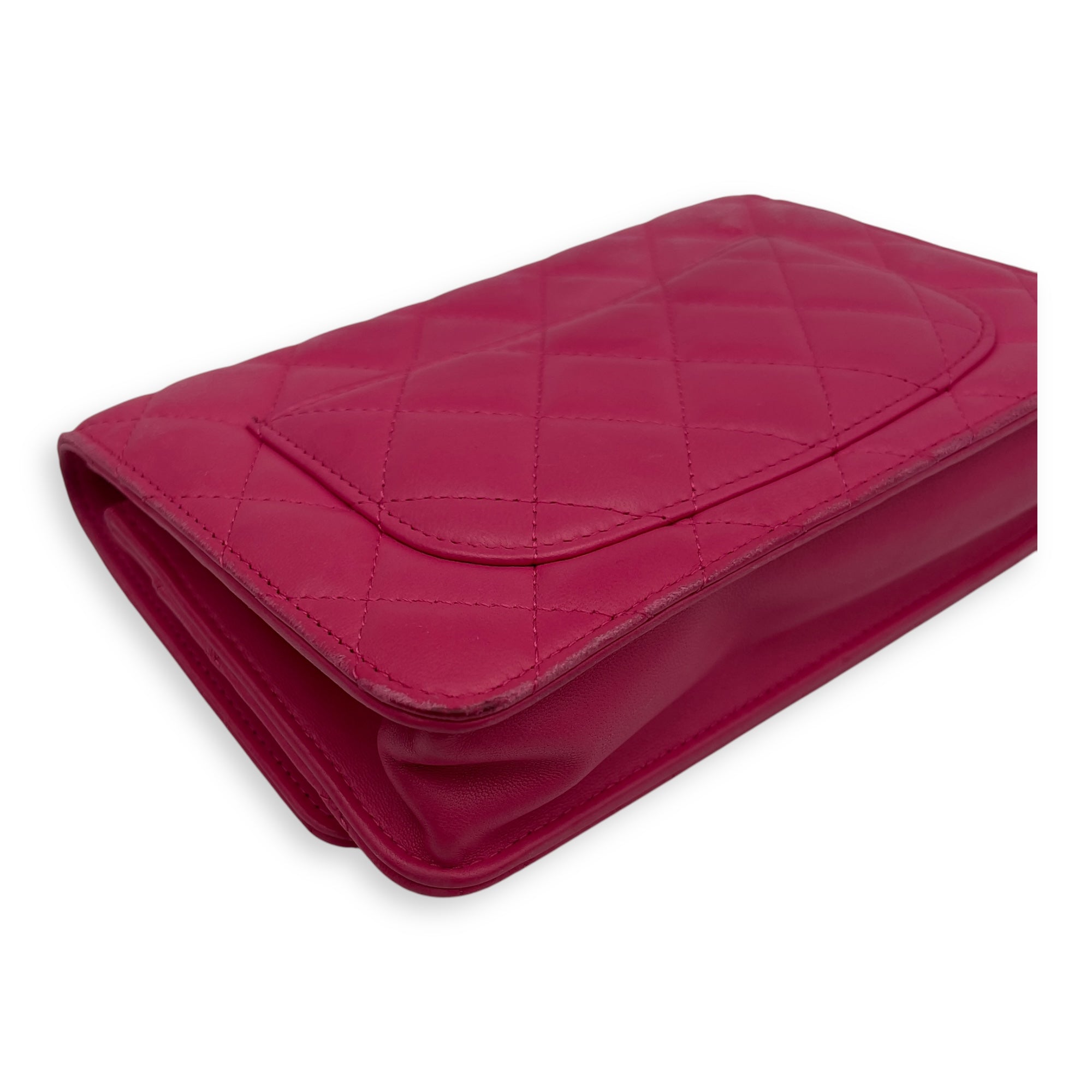 CC Wallet On Chain Pink in Lambskin, Gold hardware - Image 13