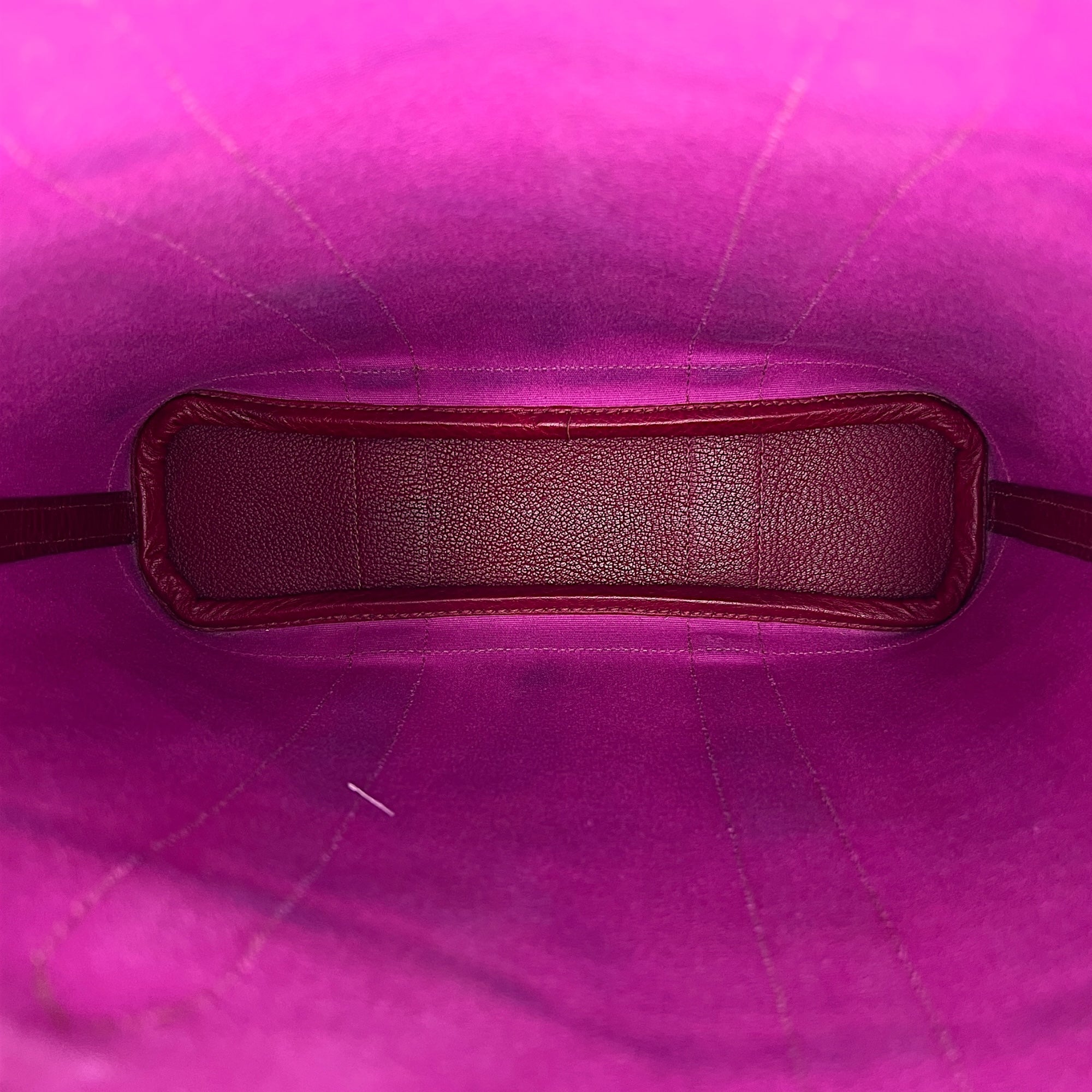 Garden File PM Red in Canvas, Palladium hardware - Image 12