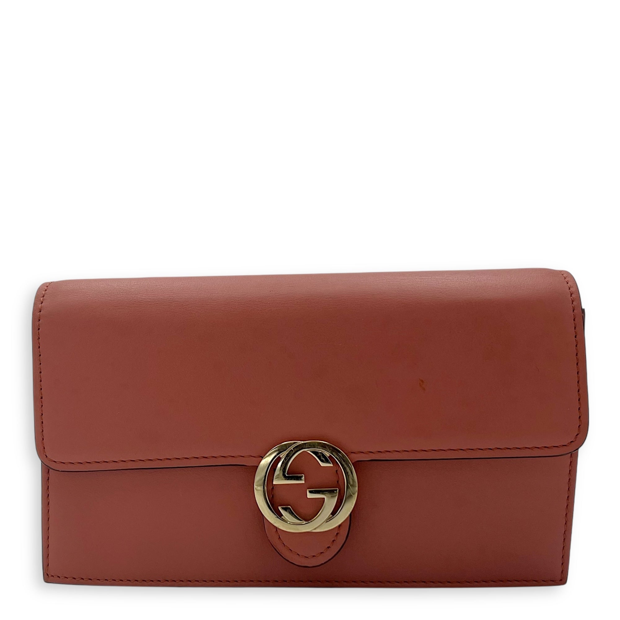Interlocking G Crossbody Bag Red in Calfskin, Gold hardware