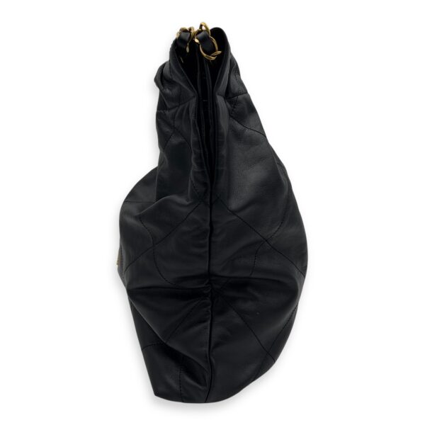 22 Tote Shoulder Bag Medium Black in Calfskin, Gold hardware - Image 7