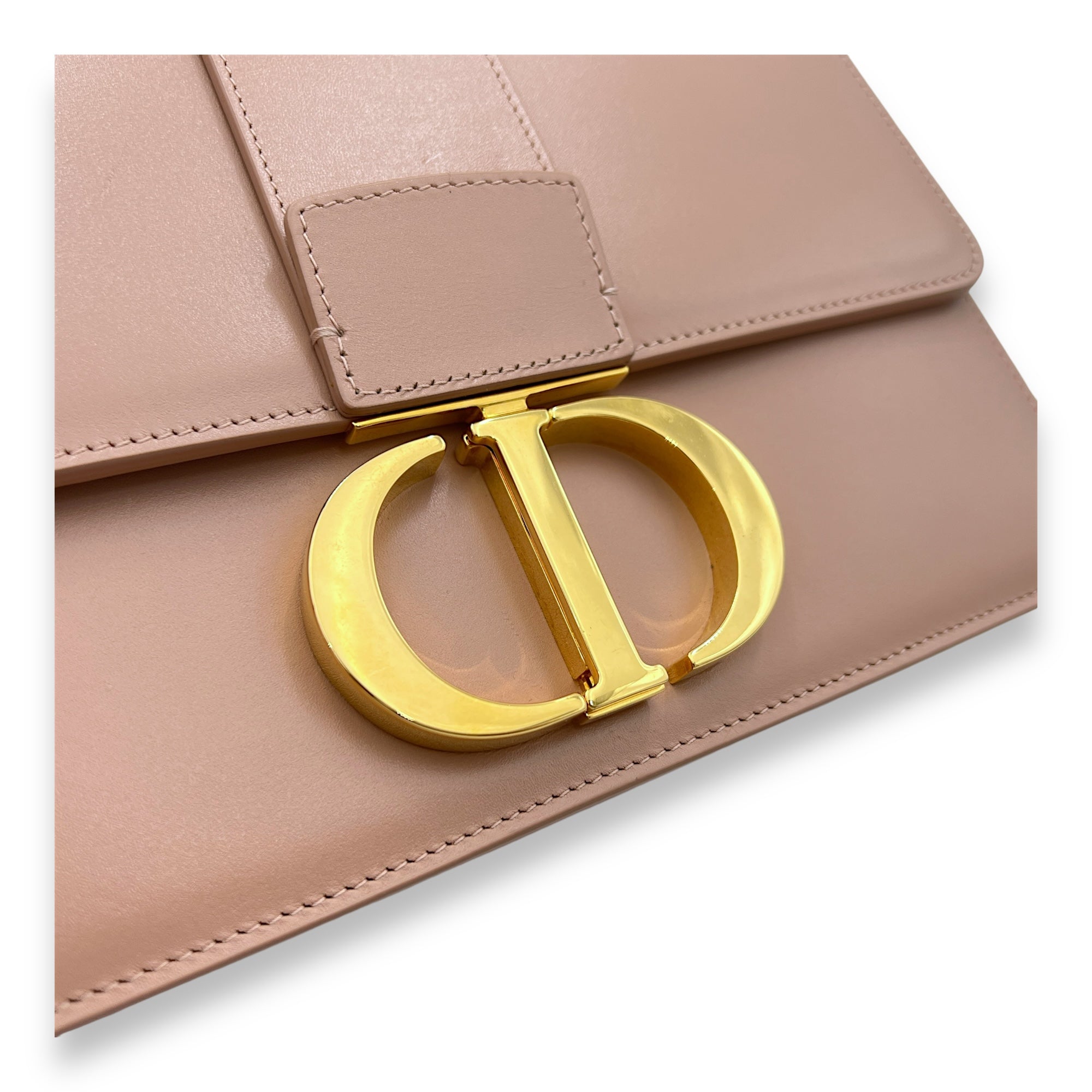 Montaigne 30 Shoulder bag in Calfskin, Gold Hardware - Image 7