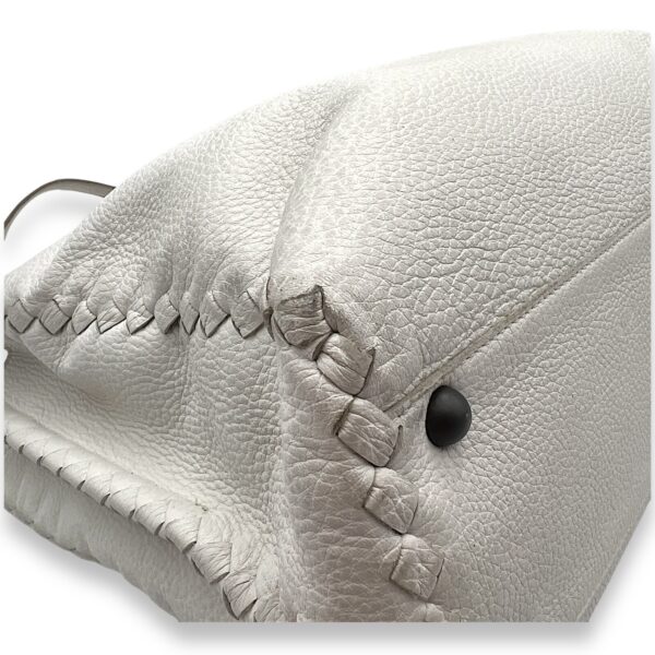 Intreciatto Top handle bag in Intrecciato leather, Ruthenium Hardware - Image 7