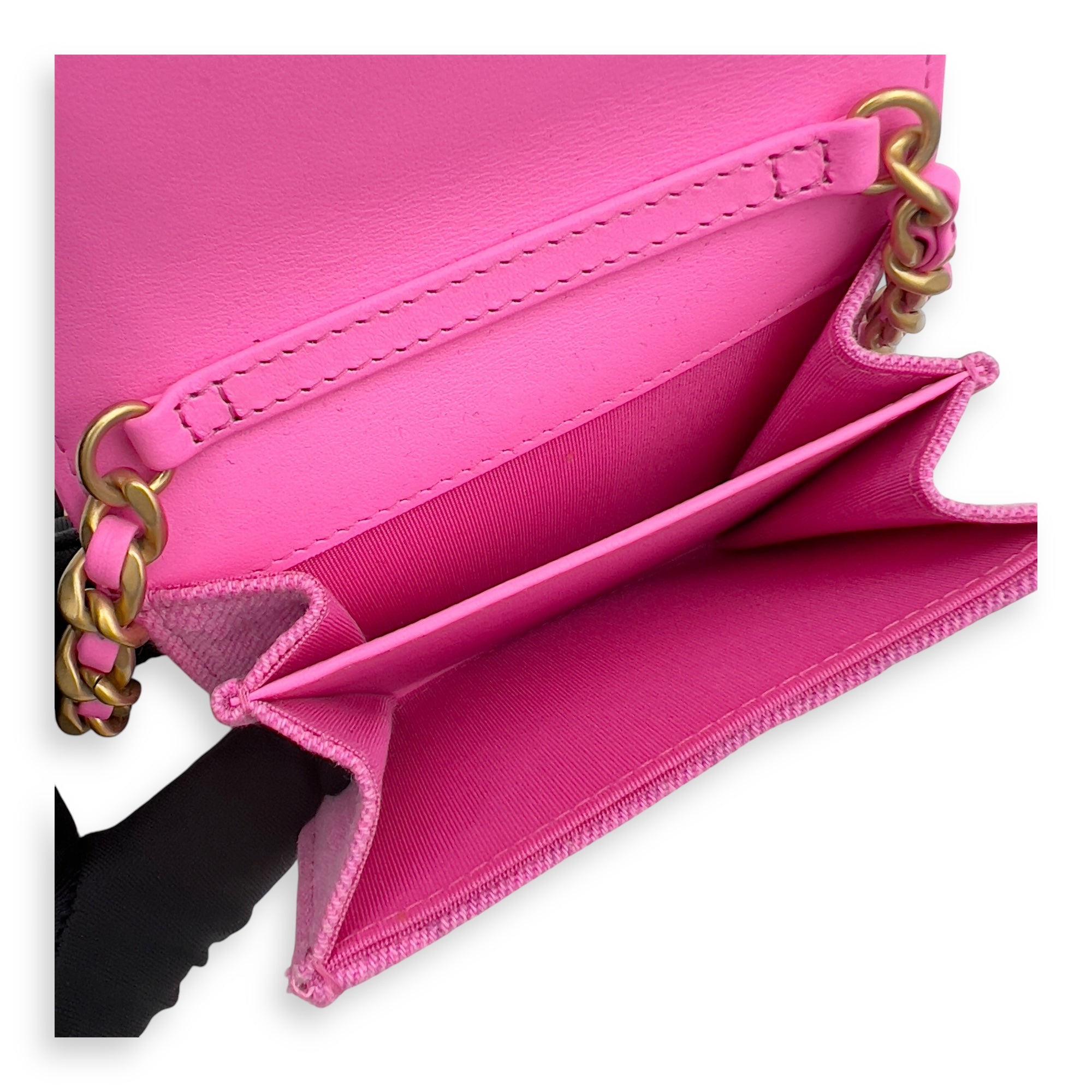 C19 Pink Wallet On Chain in Denim, Gold hardware - Image 9