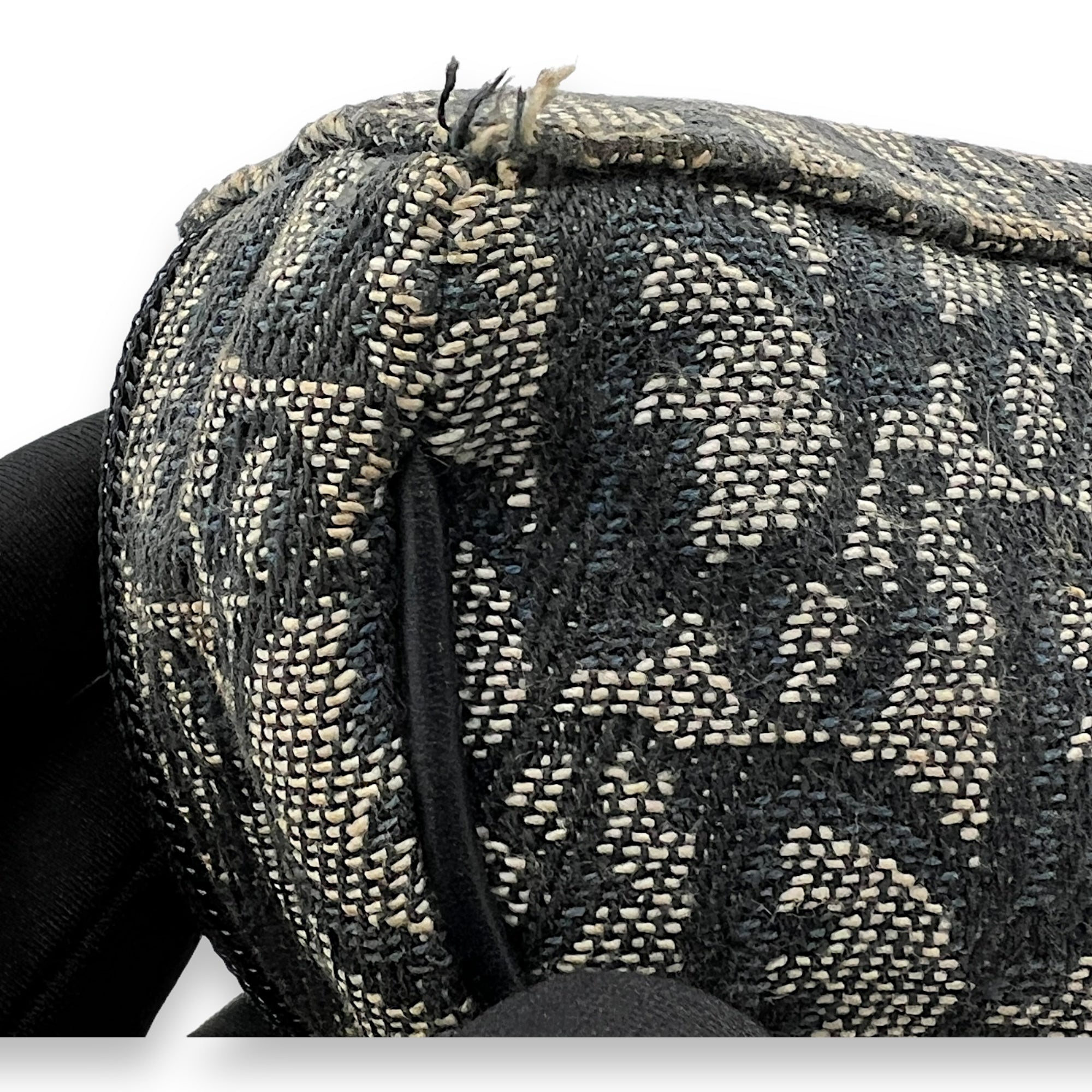 Saddle Pouch Blue in Jacquard, Gold hardware - Image 8