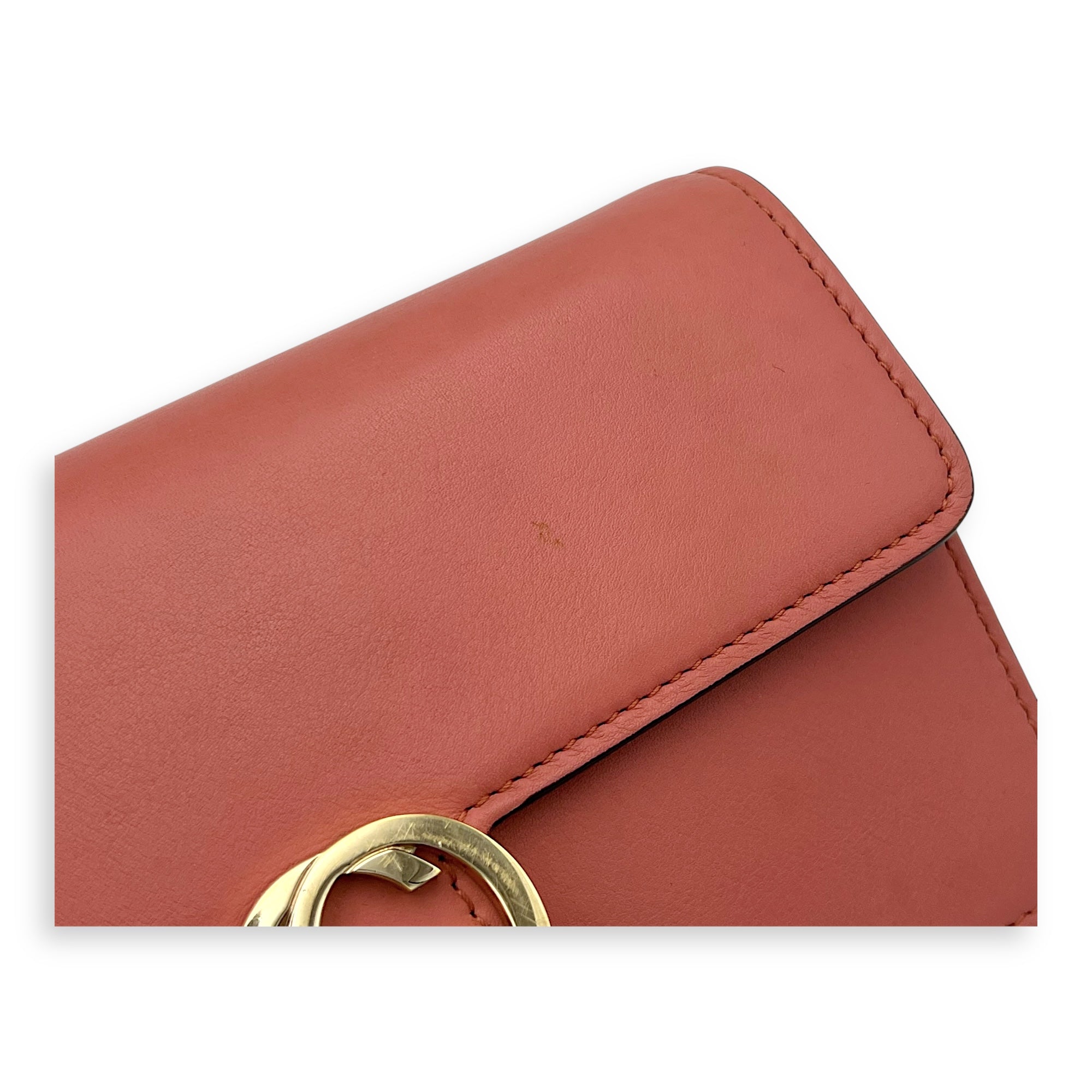 Interlocking G Crossbody Bag Red in Calfskin, Gold hardware - Image 8