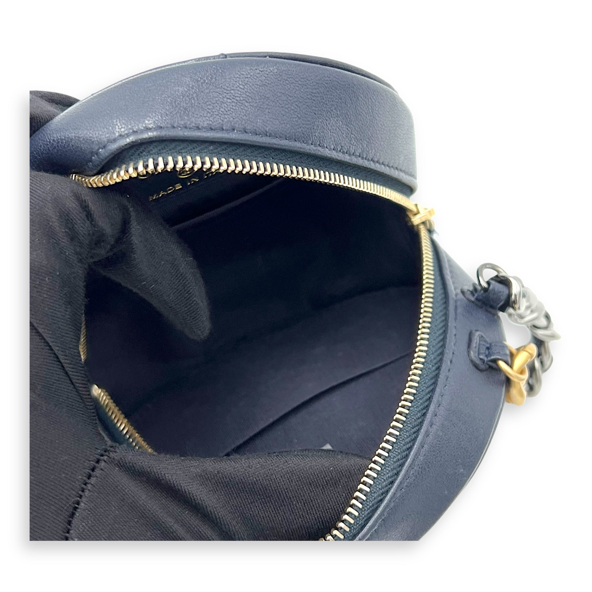 Round CC Crossbody Bag Blue in Calfskin, Mixed hardware - Image 17