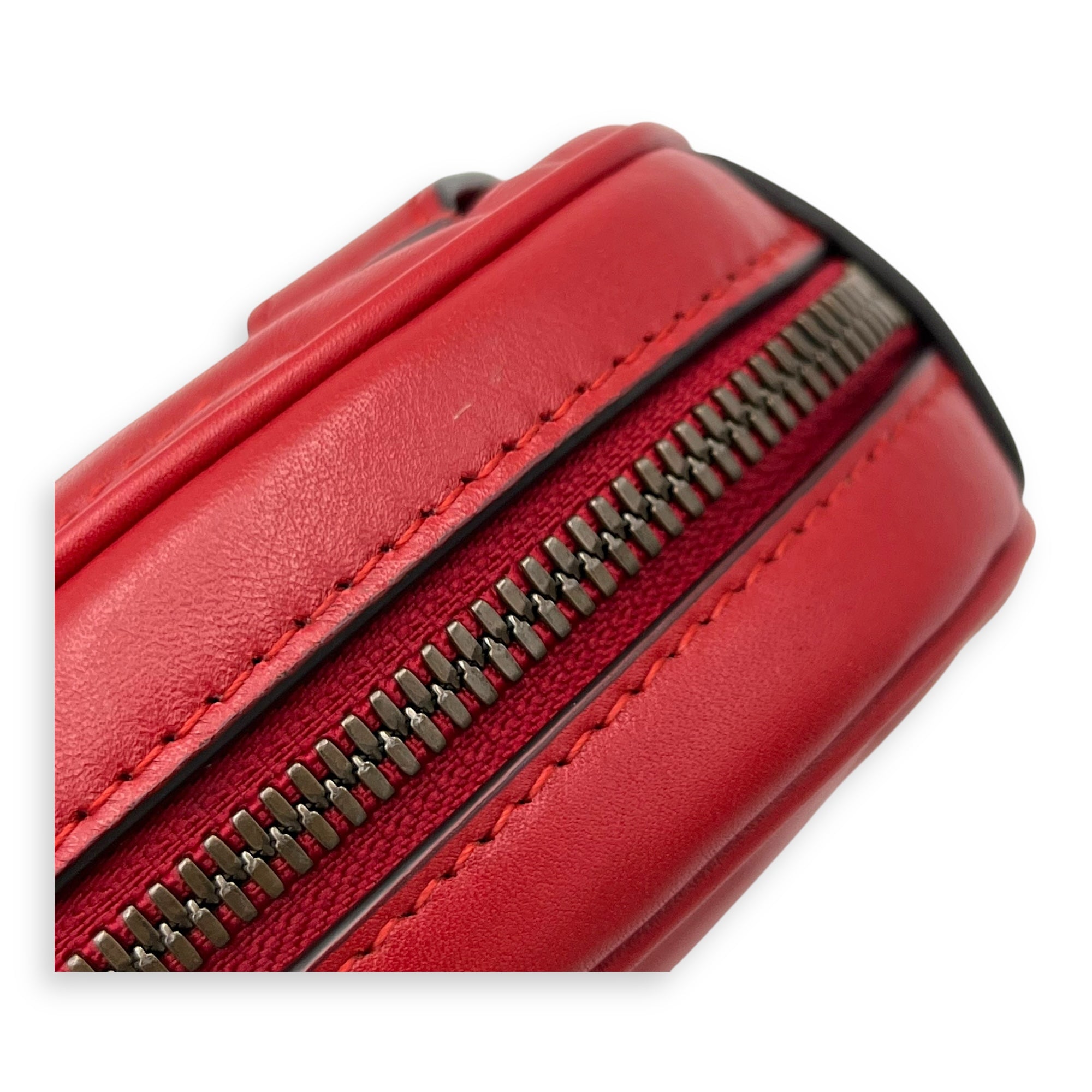 GG Marmont 85cm Red Belt Bag in Calfskin, Gold hardware - Image 9