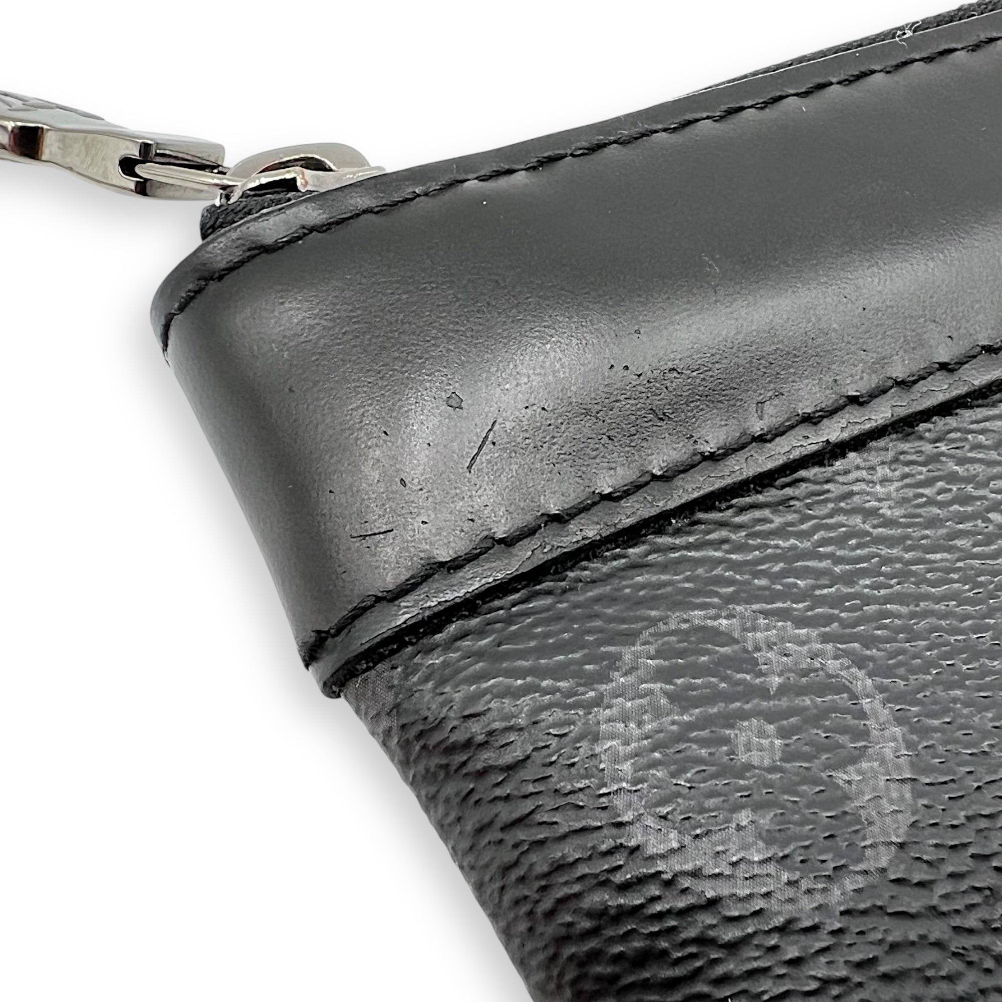 Discovery Pouch Grey in Monogram Coated Canvas, Silver hardware - Image 9