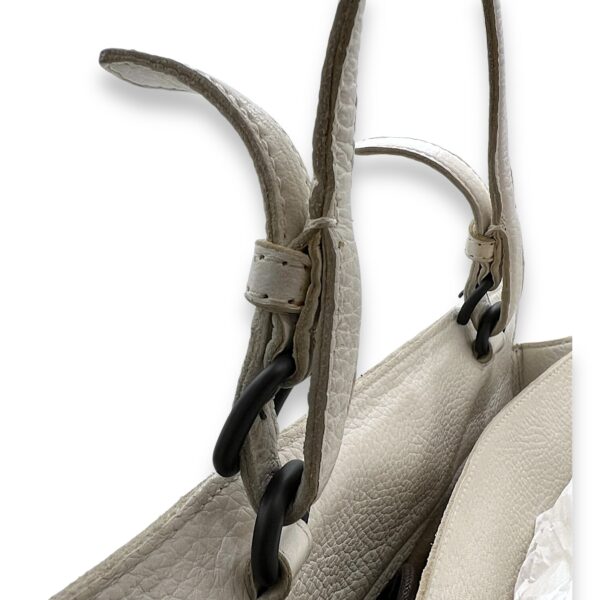Intreciatto Top handle bag in Intrecciato leather, Ruthenium Hardware - Image 10