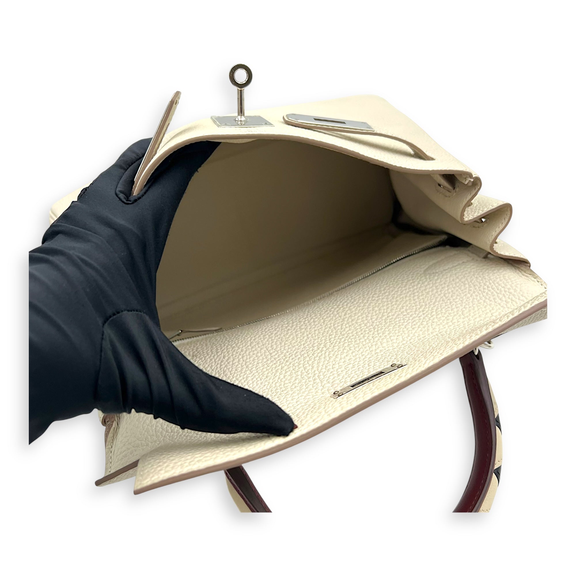 Kelly Craie/Black/Fauve/Rouge H in Togo, Palladium hardware - Image 11