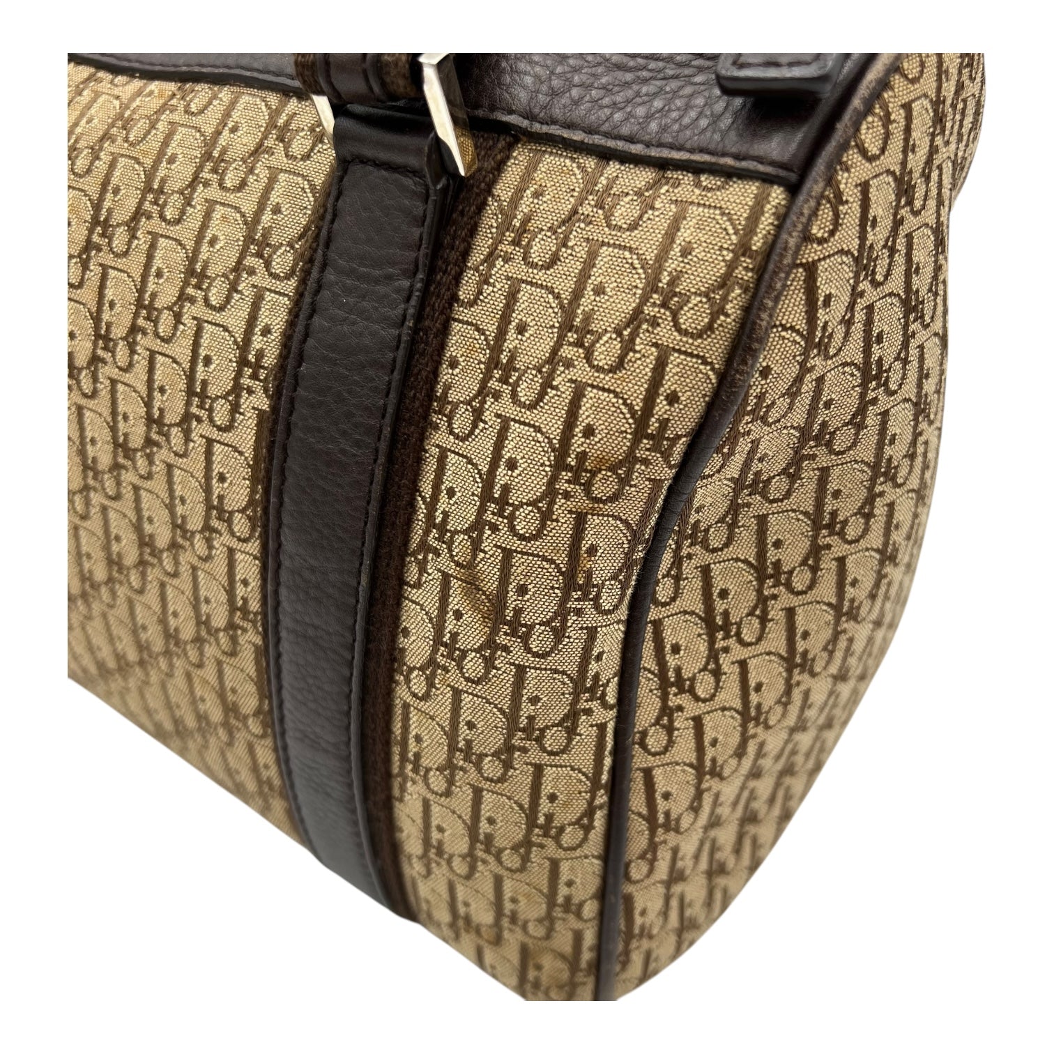 Street Chic Trotter Boston Brown Top Handle Bag in Jacquard, Silver hardware - Image 15