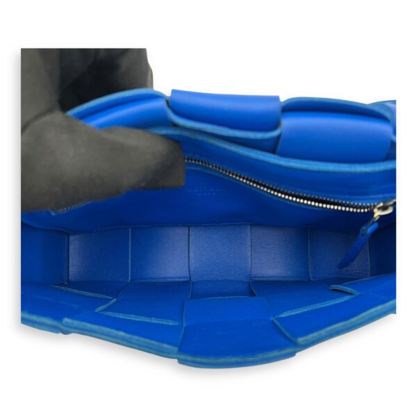 Cassette Shoulder Bag Blue in Lambskin - Image 7
