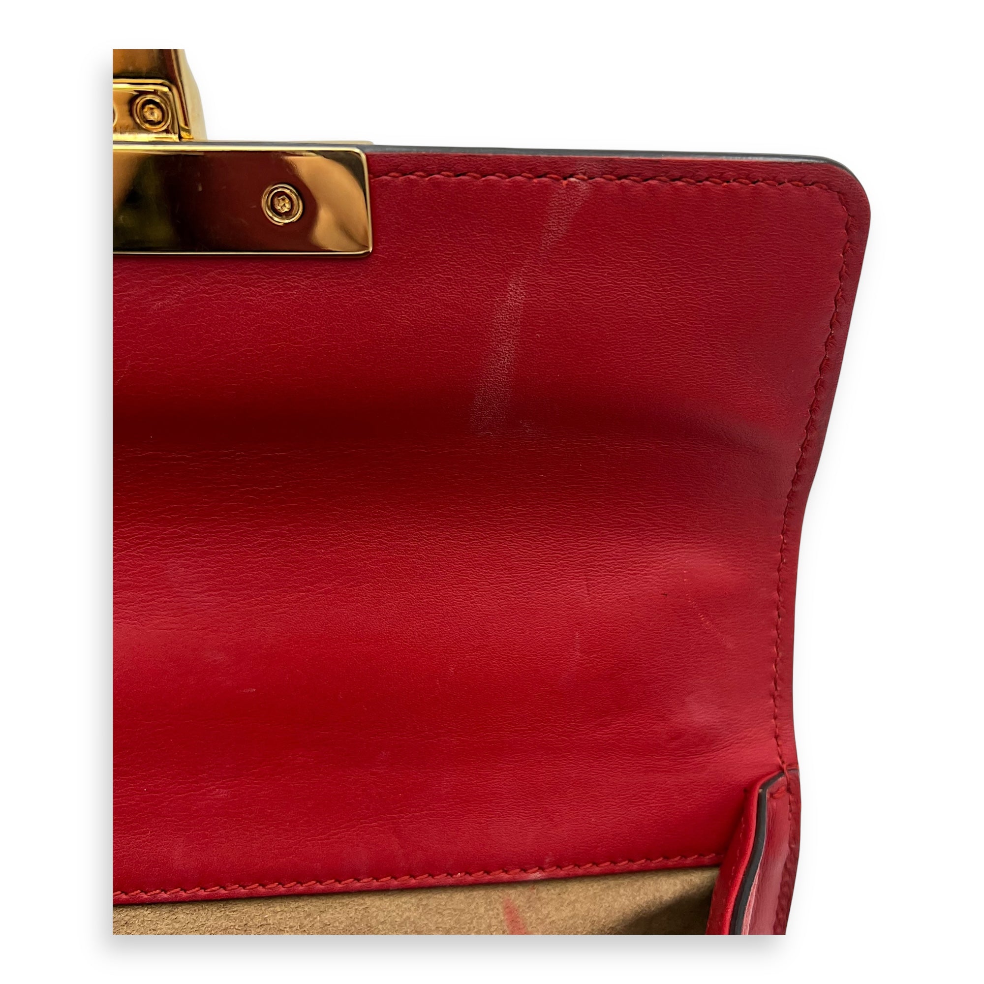 Padlock Shoulder Bag Red in Calfskin, Gold hardware - Image 9