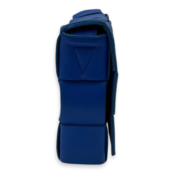 Cassette Shoulder Bag Blue in Lambskin - Image 4