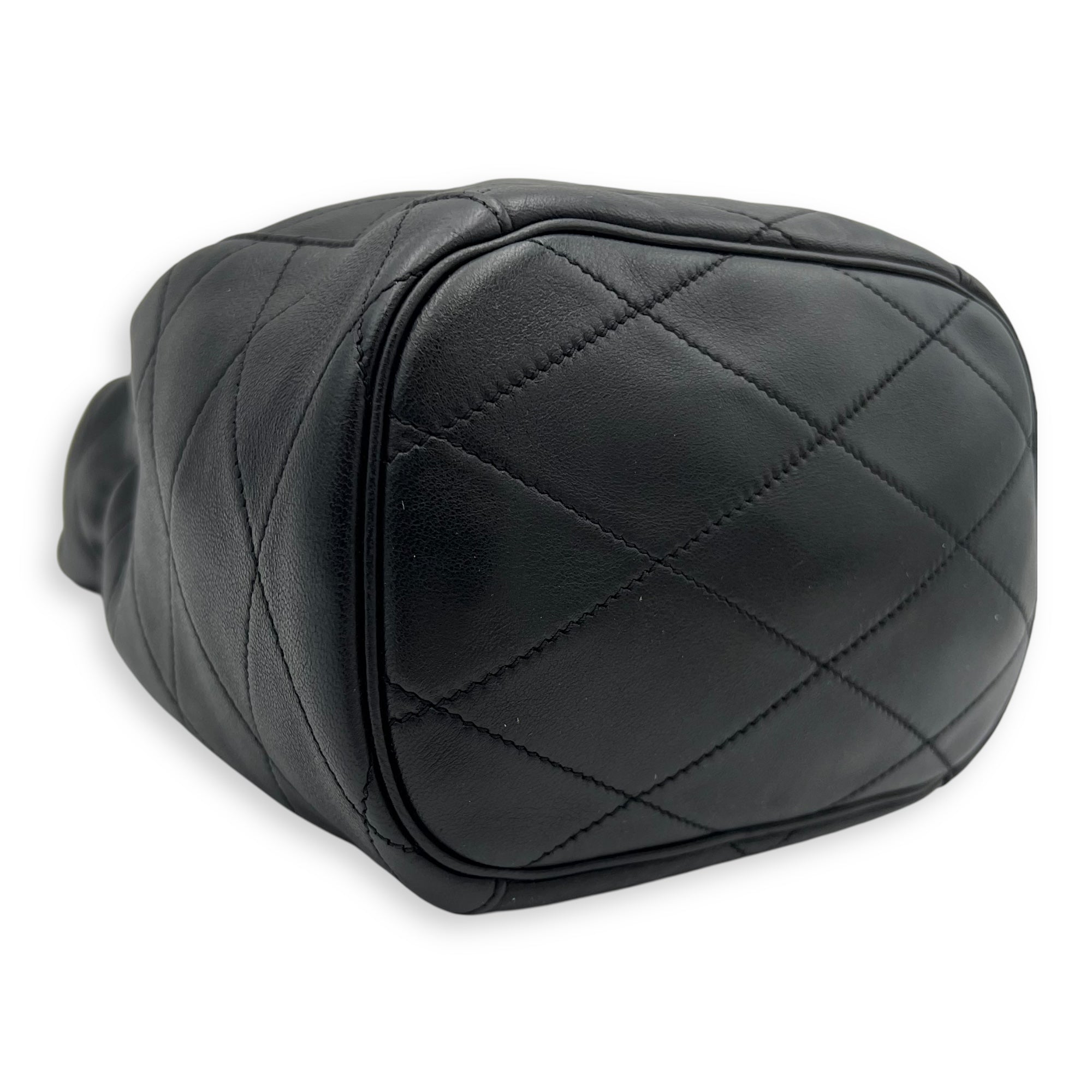 Le Mallion Bucket Bag Black in Lambskin, Gold hardware - Image 8