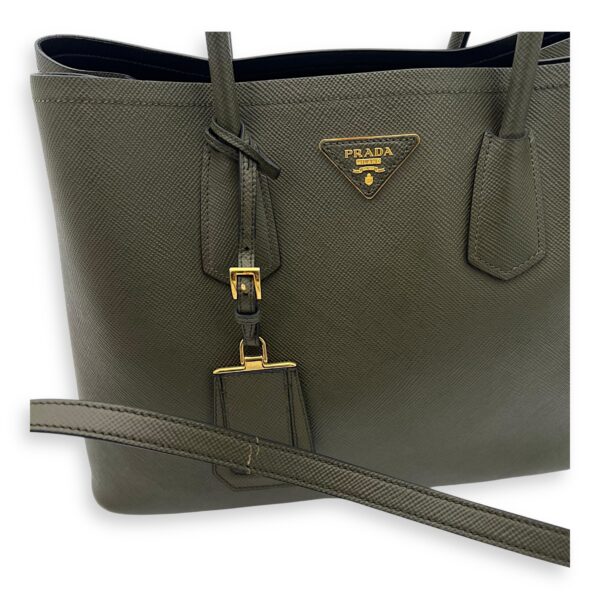 Double Top Handle Bag Green in Saffiano Leather, Gold hardware - Image 9