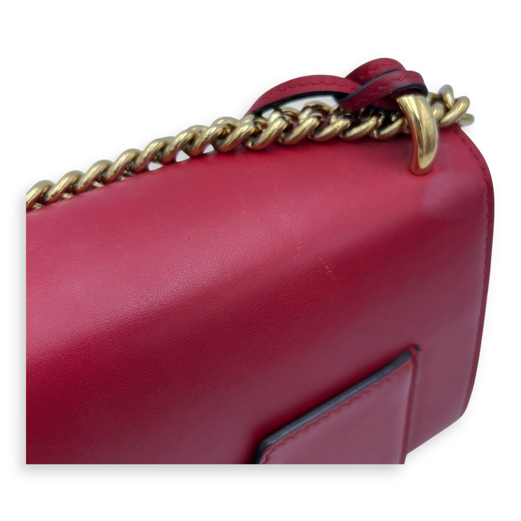 Padlock Shoulder Bag Red in Calfskin, Gold hardware - Image 13