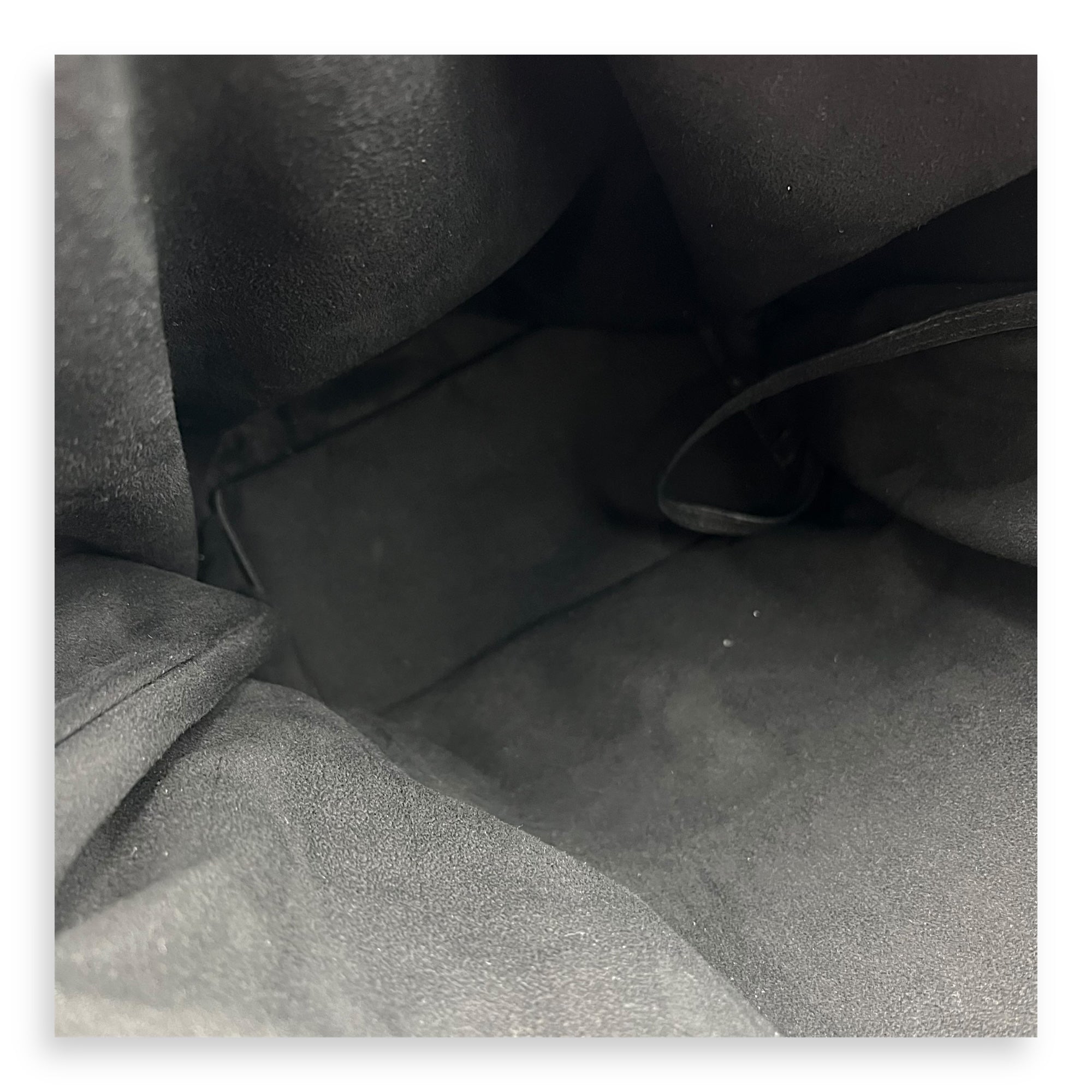 Teddy Tote Bag Black in Raffia, Silver hardware - Image 6