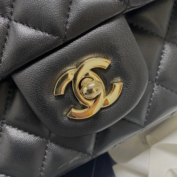 CHANEL MINI FLAP BAG WITH TOP HANDLE StreetReady 993 - Image 6