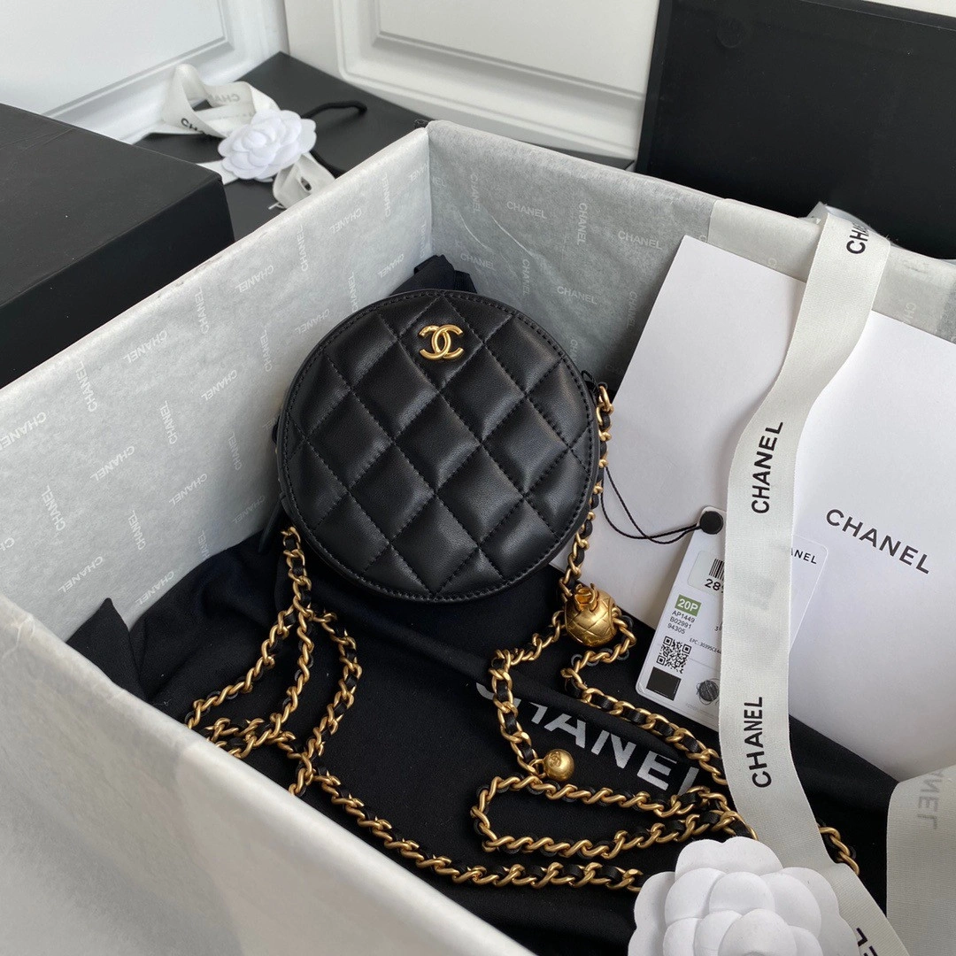 CHANEL ROUND BAG Fashionable 1697