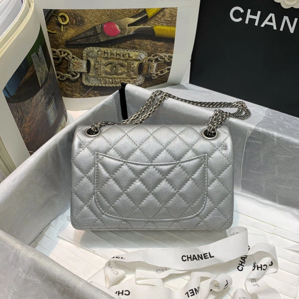 Popular CHANEL FLAP BAG 606 - Image 7
