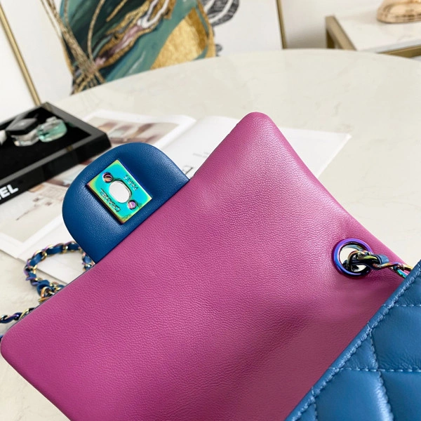 Fashionable CHANEL FLAP BAG 614 - Image 8