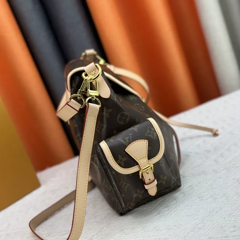 Affordable 5114 Louis Vuitton AAA Quality Messenger Bags For Women - Image 3