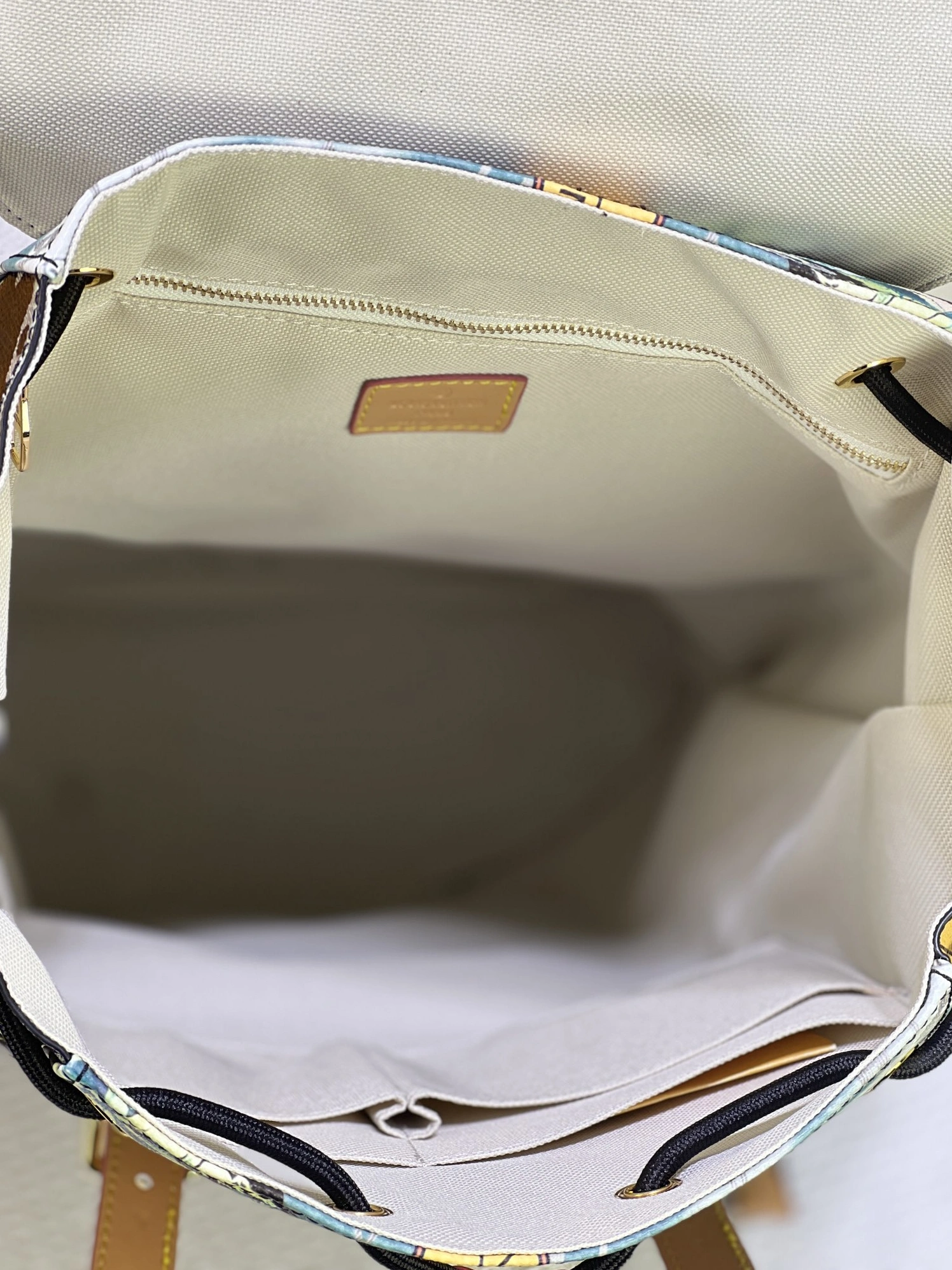 Affordable 5162 Louis Vuitton AAA Quality Backpacks For Unisex - Image 7