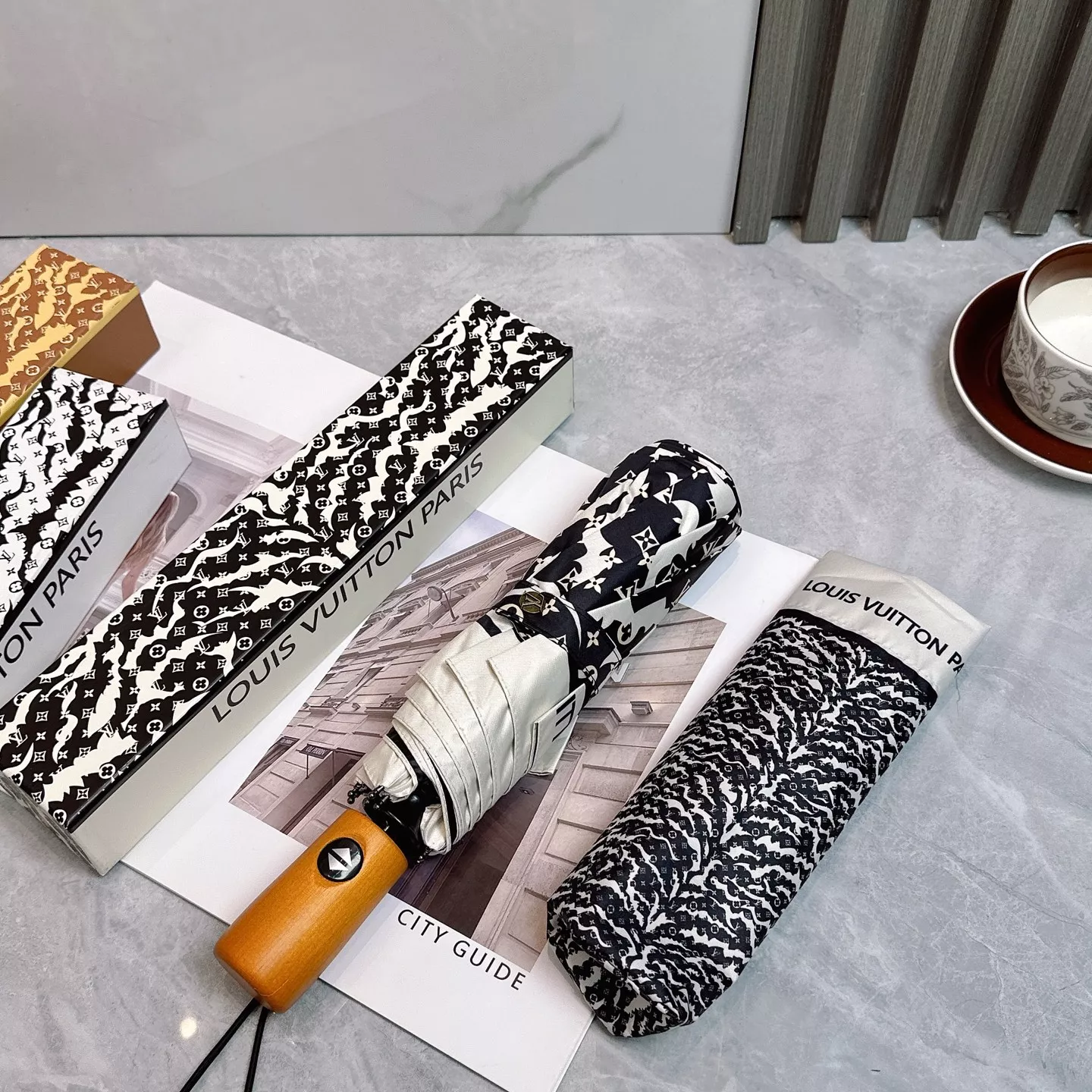 Affordable 6744 Louis Vuitton Umbrellas - Image 6
