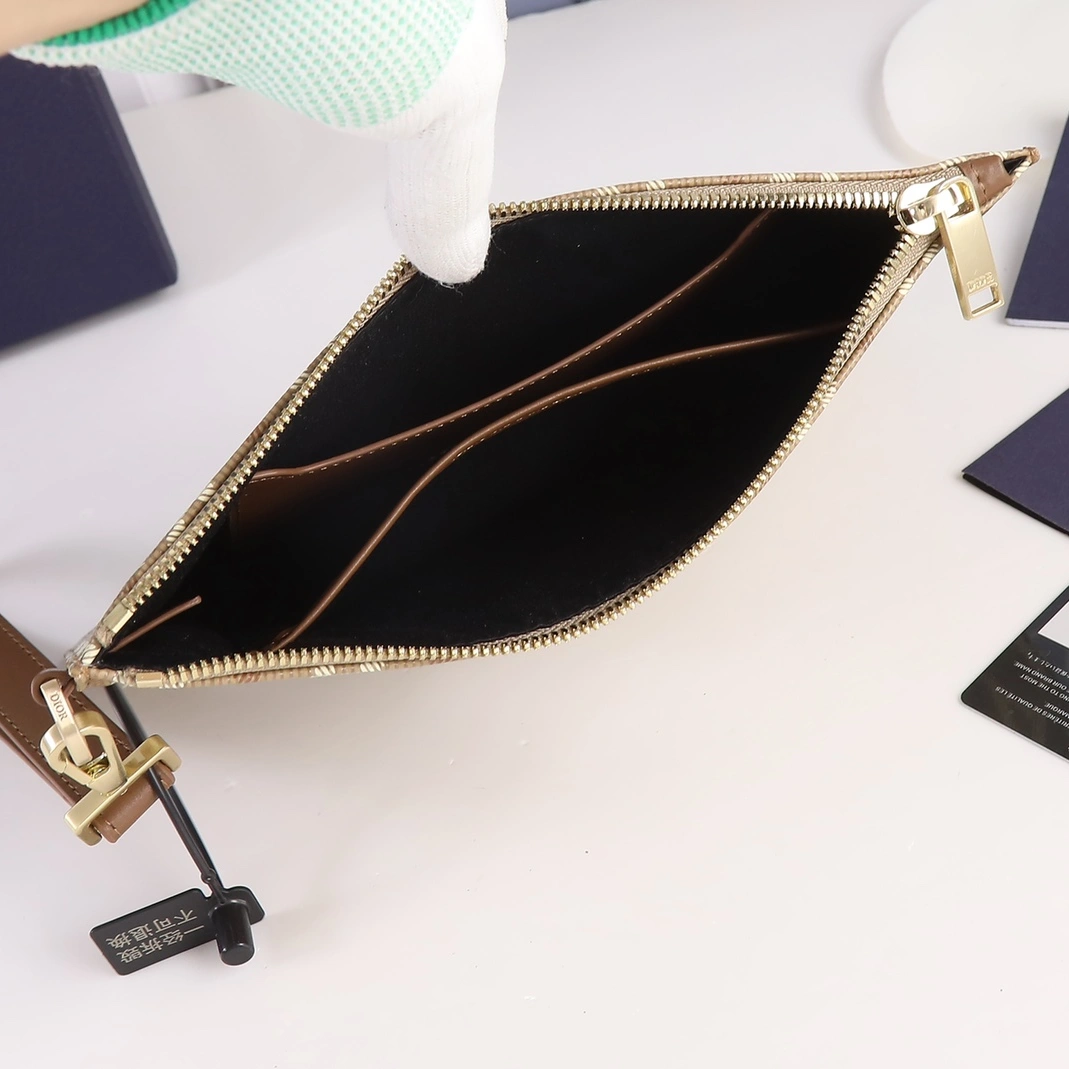 Affordable 9748 Christian Dior AAA Man Wallets - Image 6