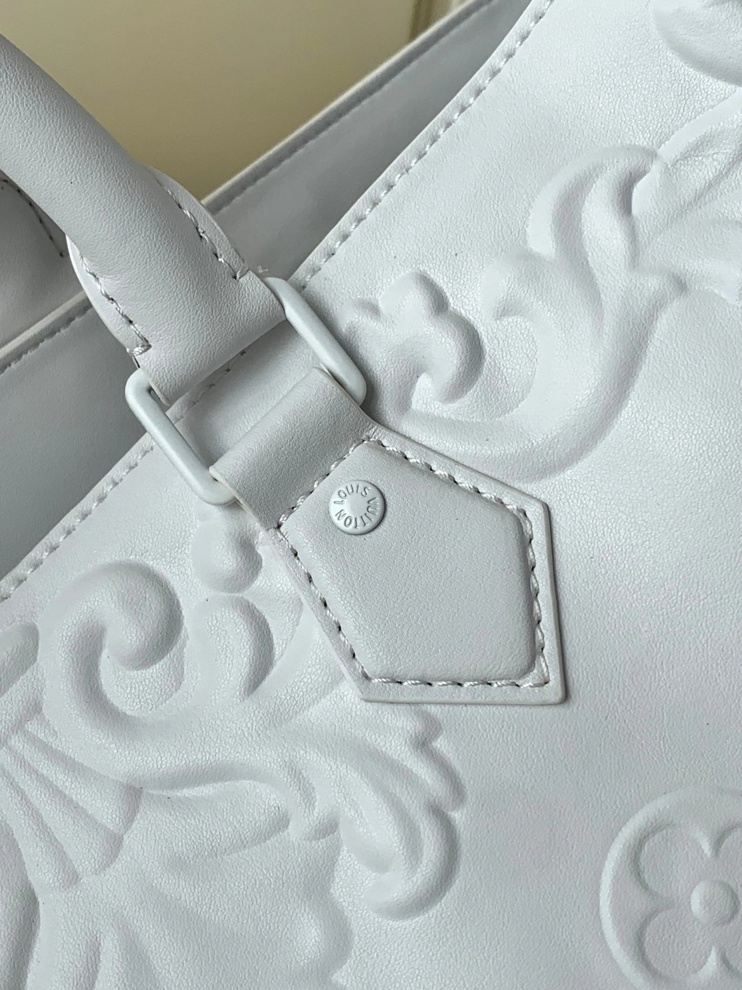 BestValue 9793 Louis Vuitton AAA Quality Tote-Handbags For Women - Image 5