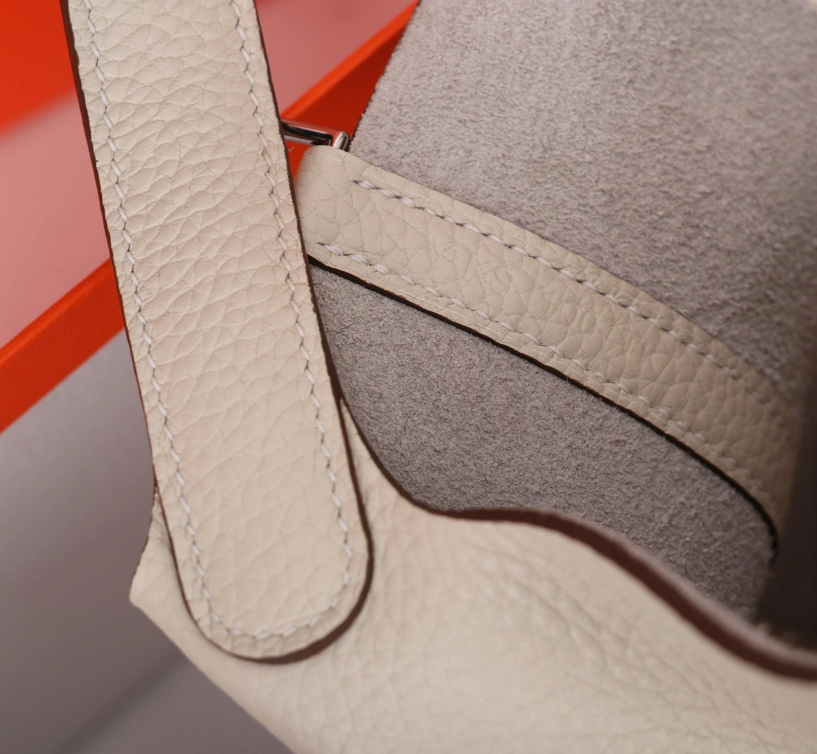 Bold 5344 Hermes AAA Quality Handbags For Women - Image 8