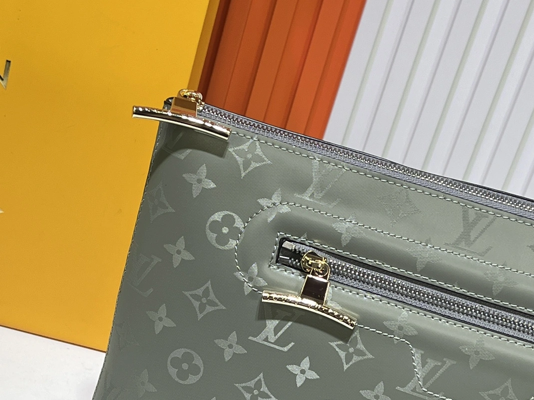 Bold 7173 Louis Vuitton AAA Quality Wallets - Image 5