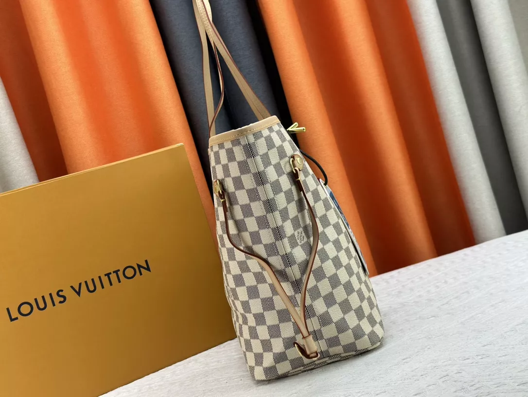 Breathable 6566 Louis Vuitton AAA Quality Shoulder Bags For Women - Image 3