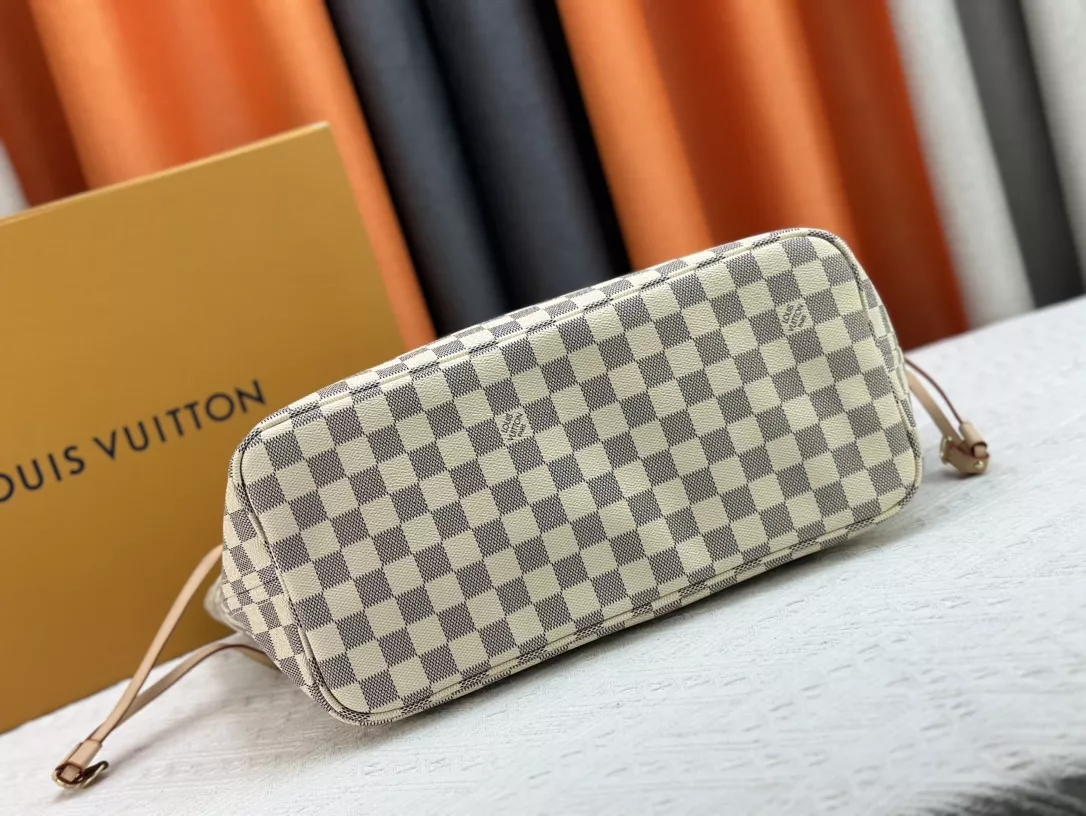 Breathable 6566 Louis Vuitton AAA Quality Shoulder Bags For Women - Image 5