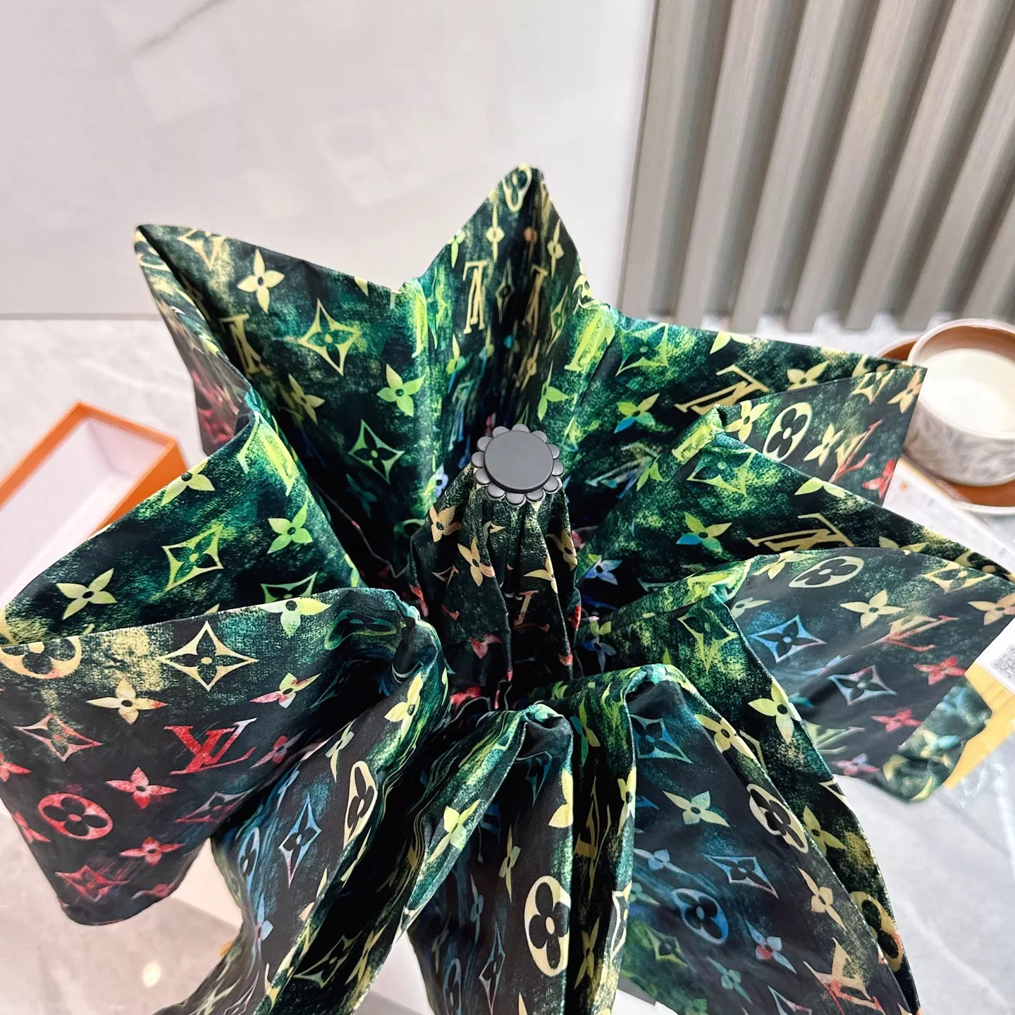 Bright 2671 Louis Vuitton Umbrellas - Image 5