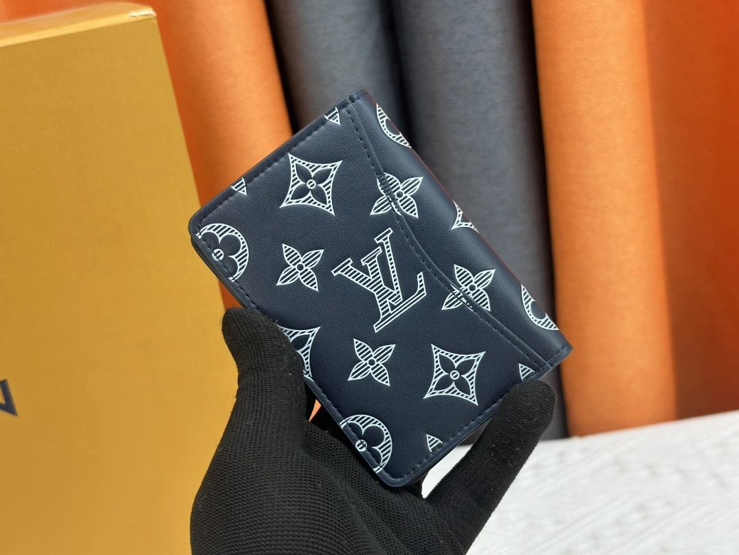 Bright 7623 Louis Vuitton LV Card Case