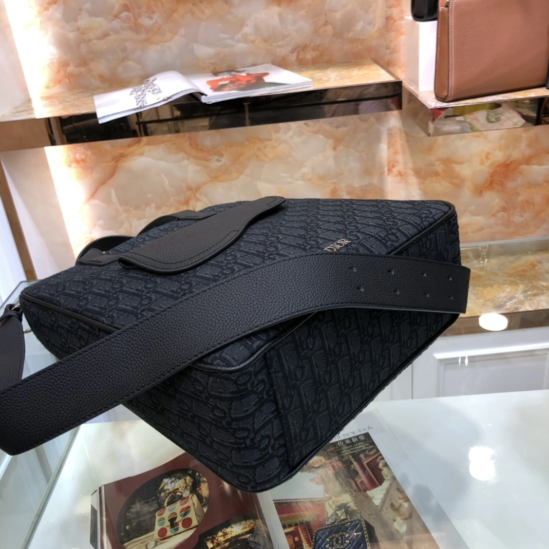 Bright 8026 Christian Dior AAA Man Handbags - Image 5