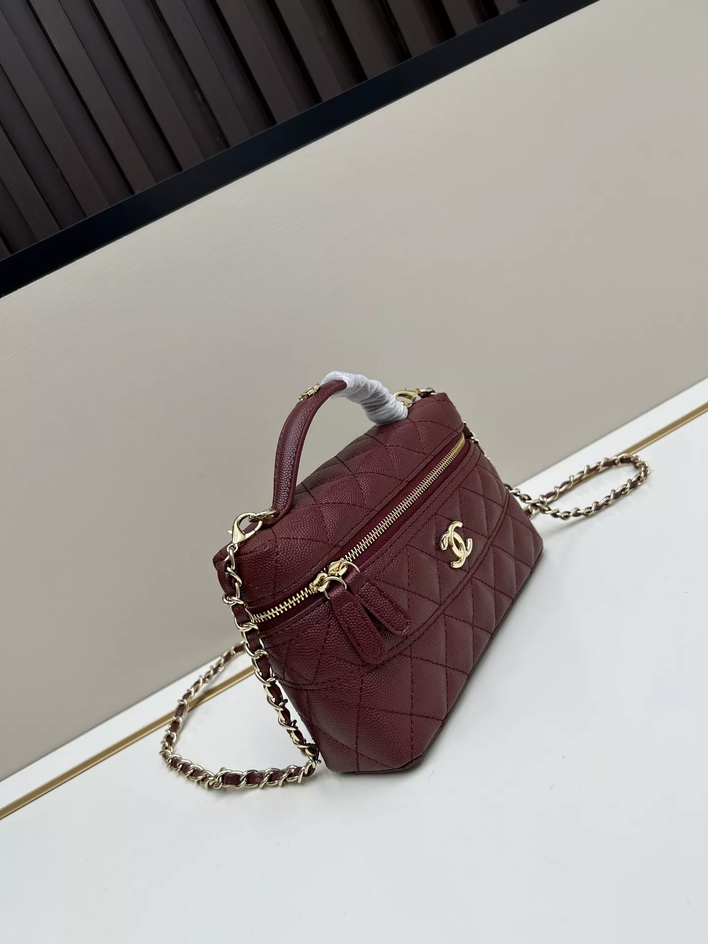 Chanel AAA Quality Messenger Bags For Women Reliable 9492