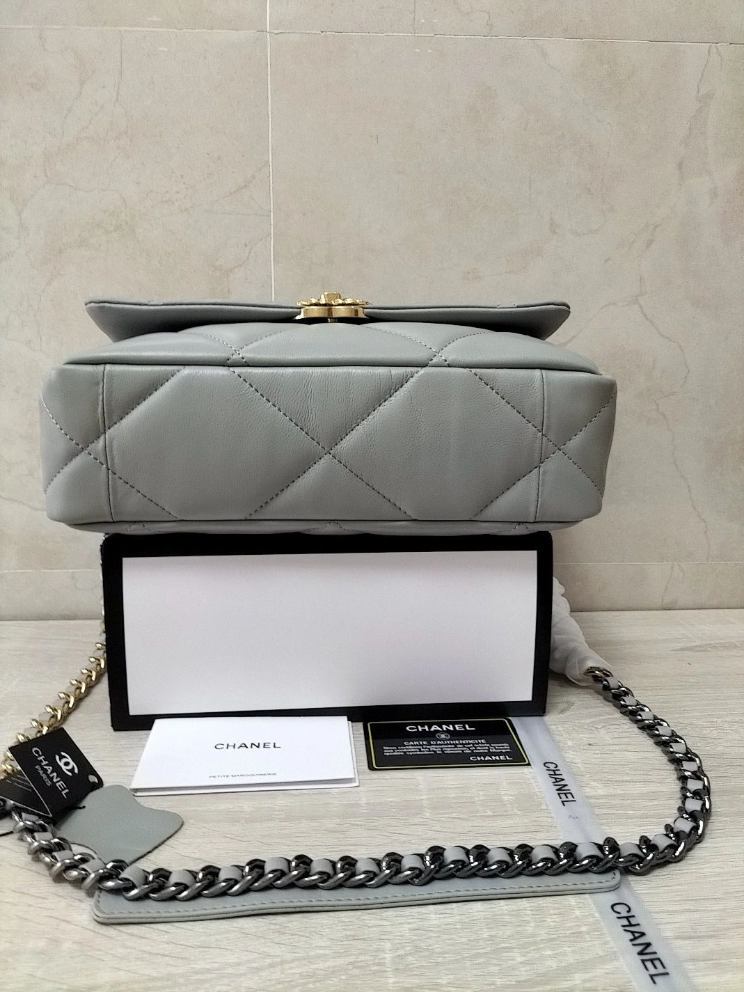 Chanel AAA Quality Messenger Bags For Women StreetReady 1840 - Image 3