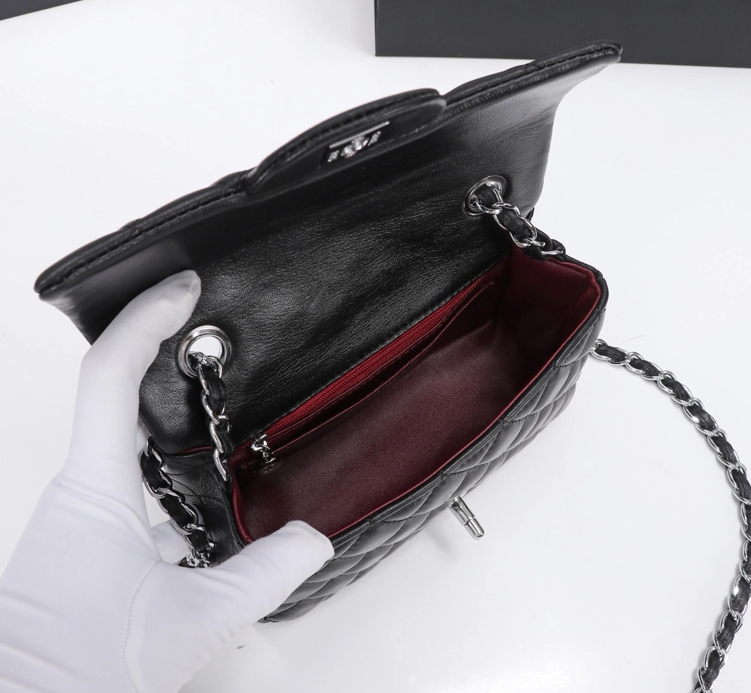 Chanel AAA Quality Messenger Bags For Women Trendy 2372 - Image 3