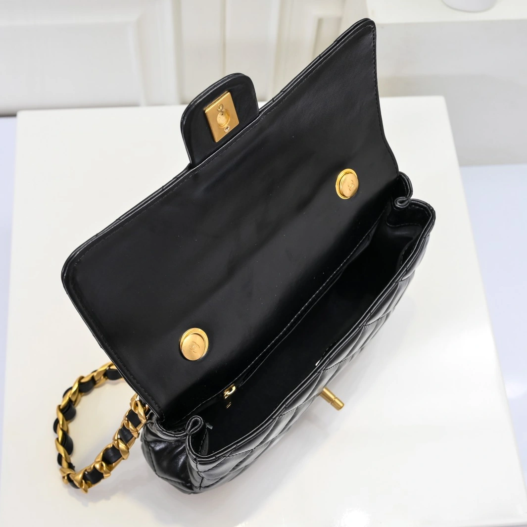 Chanel AAA Quality Shoulder Bags For Women StreetReady 6313 - Image 6