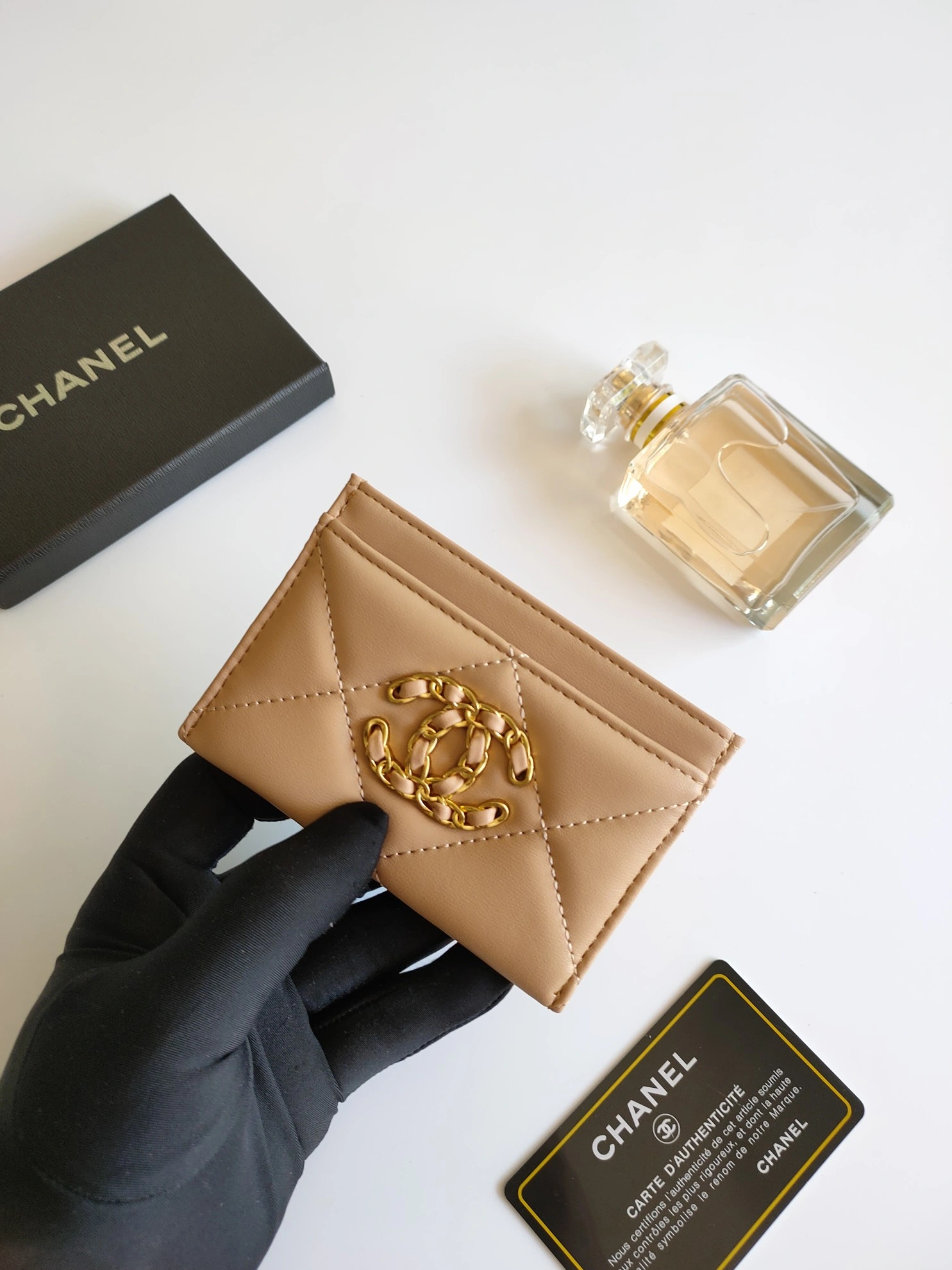 Chanel Card Case Cozy 1256 - Image 4