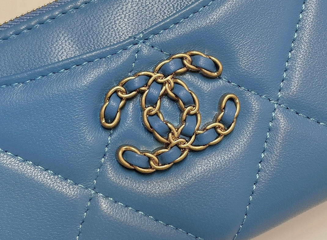 Chanel Card Case EyeCatching 9170 - Image 6