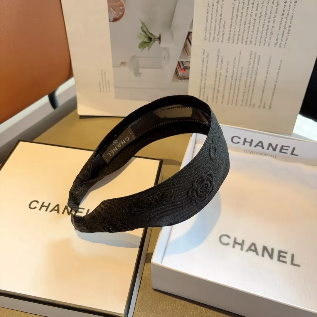 Chanel Headband For Women ModernLook 4597 - Image 6