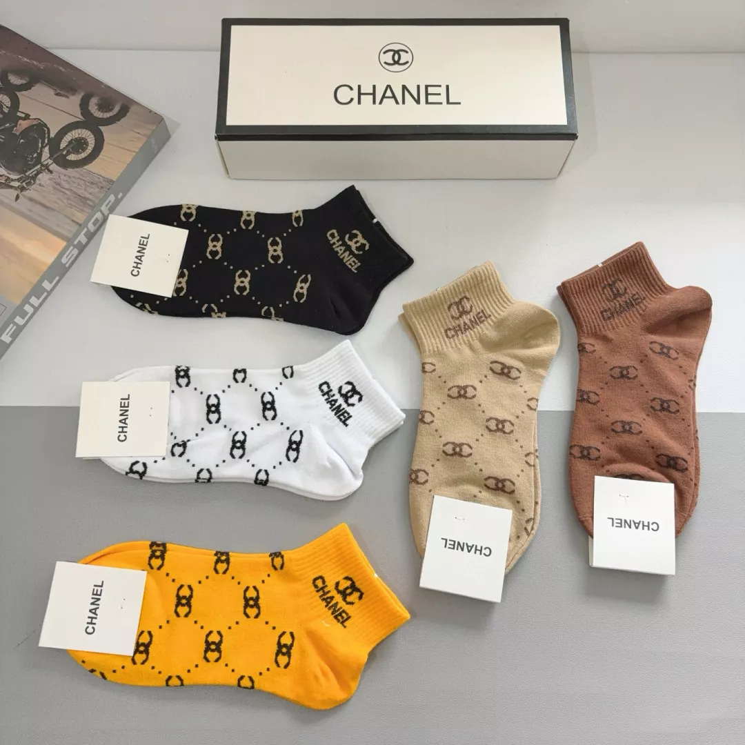 Chanel Socks Fashionable 6755 - Image 4