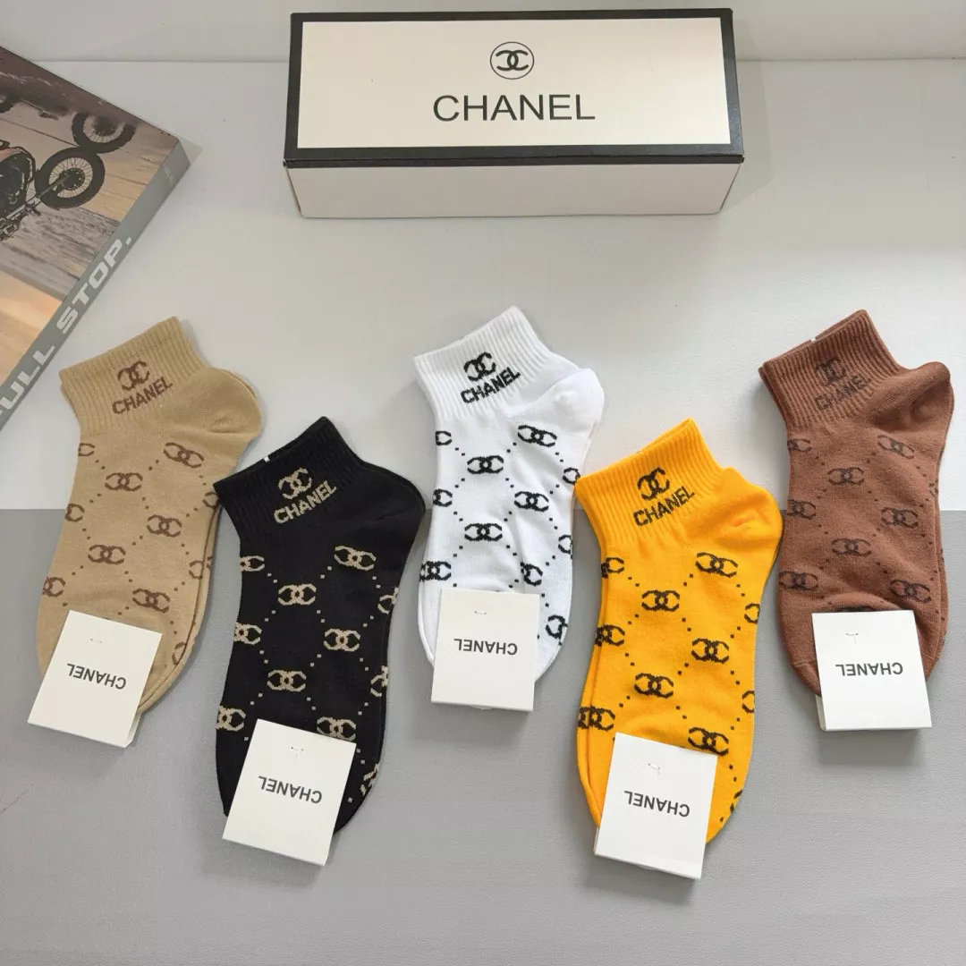 Chanel Socks Fashionable 6755 - Image 6